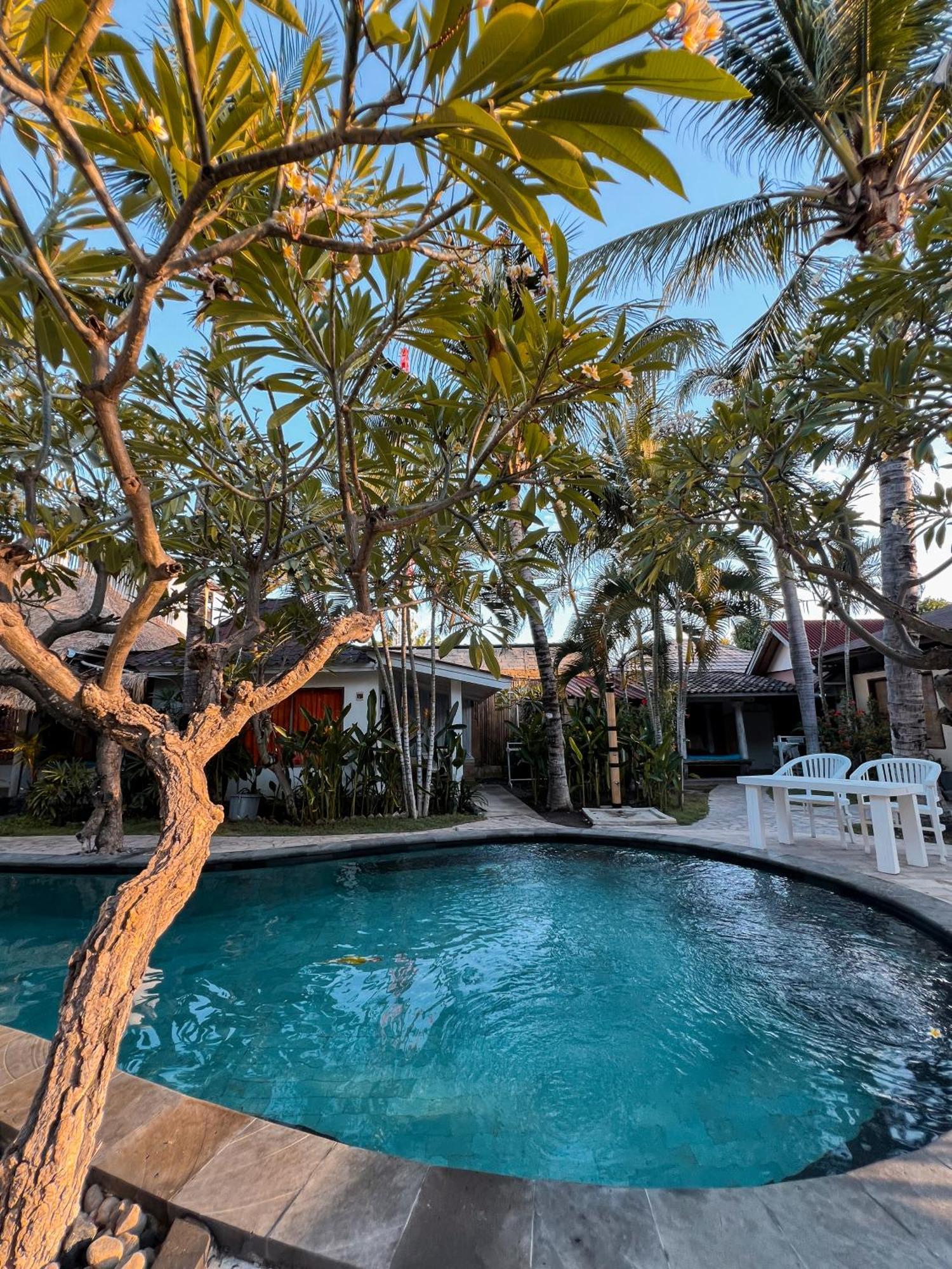 Hotel Coconut Dream Gili Trawangan Exterior foto