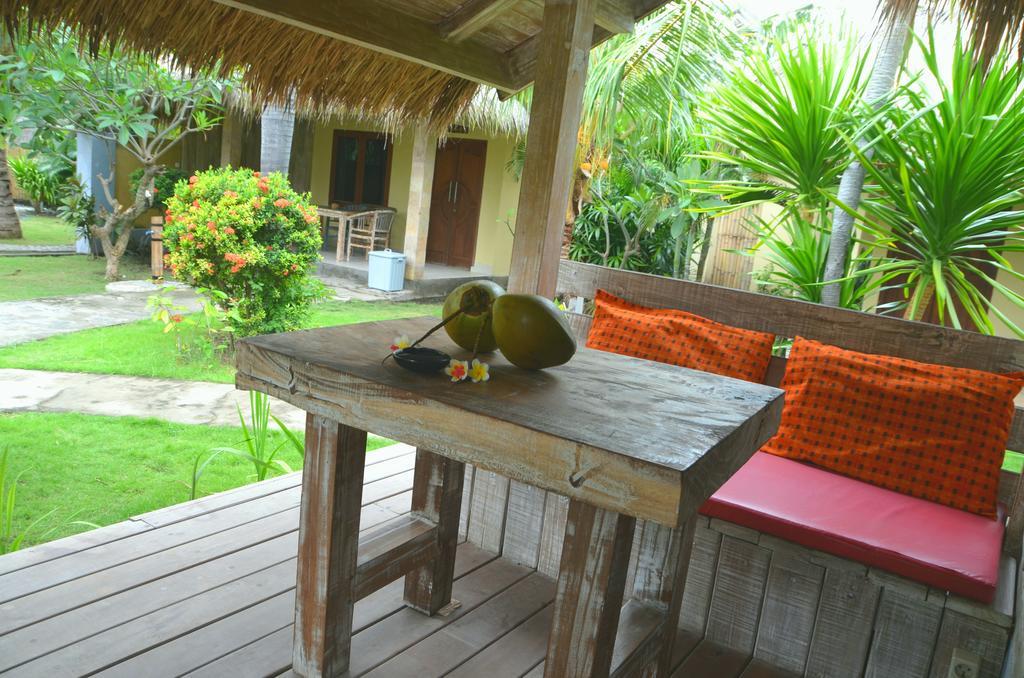 Hotel Coconut Dream Gili Trawangan Exterior foto